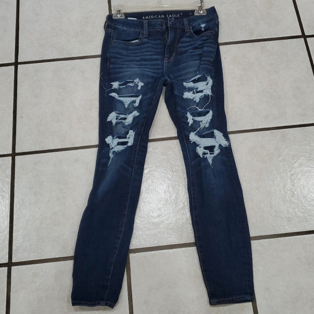 American eagle stretchy distressed sz 4